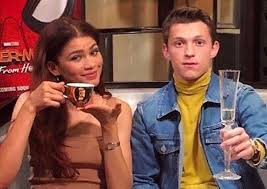Tom holland and zendaya were photographed kissing inside a car in photos published by page six. Tom Holland Shuts Down Romance Rumours With Co Star Zendaya