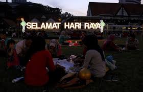 Dataran merdeka kuala lumpur (merdeka square) wisata gratis malaysia. Malam Likur Dataran Merdeka Meriahkan Sambutan Aidilfitri Semasa Mstar