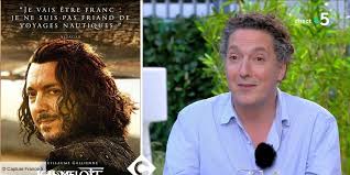 Premier volet se situe après. Kaamelott Premier Volet Guillaume Gallienne Revele La Phobie Qu Il A Du Depasser Pour Jouer Dans Le Film D Alexandre Astier Video