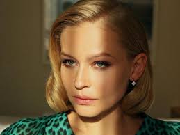 Вчера, 20 мая, день рождения праздновала юная дочь актрисы юлии пересильд анна. Yuliya Peresild Prazdnuet Den Rozhdeniya Ekspress Gazeta