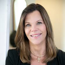 A BIG shout out to Carter Cundiff of Kate Styles Photography for my newest  headshot!