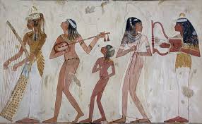 During the old kingdom, hairstyles were usually short. Egyptian Clothing What Clothing Did Egyptians Wear