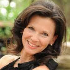 Melinda Siebert's Instagram, Twitter & Facebook