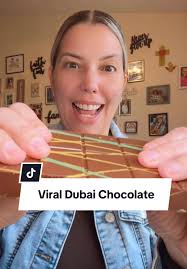 #viraldubaipistachiochocolate #kunafa #dubaichocolate #viraldubaichocalate  #viraldubaipistacho #chocolate #dessert #desserttiktok #desserts