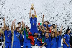 Checkte kurze zeit später ein. Italien 4 X Fussballweltmeister