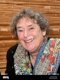 Linda Bassett's Instagram, Twitter & Facebook