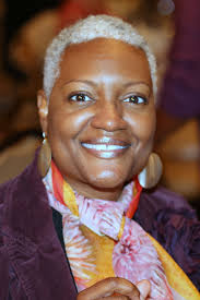 Andee Morris's Instagram, Twitter & Facebook