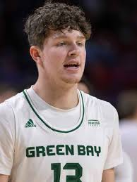 Former Denmark star and UWGB freshman Donavan Short enters NCAA transfer  portal
