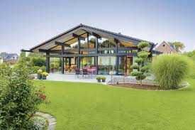 Kleine Hauser Fur Paare Und Singles In 2020 Bungalow Haus Bungalow Kleine Hauser Bauen