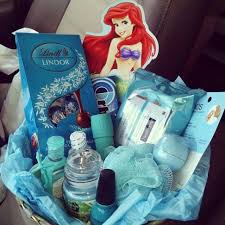 Gift Basket Cute Birthday Gift Ideas For Best Friend Female I Hope You Have A Teal Riffic Birthday Gift Basket For My Friend Full Of Goodies That Are Teal Her Bff Birthday Gift Themed Gift Baskets Diy Birthday Gifts