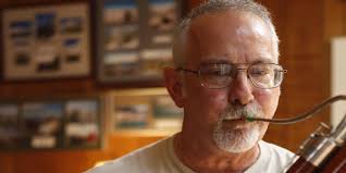 Orchestra musician plays again after accident