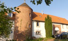 Immerse yourself in gwinganna's wonderful natural surroundings with the support of our wellness professionals in this beautiful digital detox and spa. Yoga Retreat Palatinate Be Yogi Yoga Mit Beate Laudien In Mainz