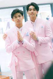 แฉ live โดย มดดำ คชาภาเสริมทัพด้วยทีมพิธีกรฝีปากกล้าสด! á˜‰á'˜ á'šá—©á•¼ On Twitter à¸ž à¸›à¸£à¸²à¸šà¸ à¸šà¸™ à¸­à¸‡à¸Šà¸¥ Folk 1405 Phuwaritt à¸¥ à¸à¸¢ à¸¡à¸‚à¸­à¸‡à¸  Yniverseawards2020