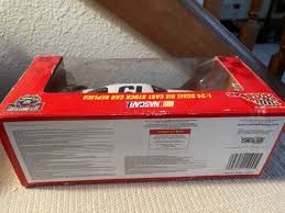 nascar 1:24 Diecast 50th Anniversary racing champions Tom Hubert #19