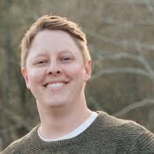 Isabel Low's Instagram, Twitter & Facebook