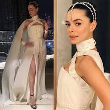 Birlikte rol aldıkları 'tatar ramazan' dizisinin setinde tanışan özge özpirinçci ile burak yamantürk, tv. Ozge Ozpirincci Nin Sevgilisi Gorenleri Sasirtiyor