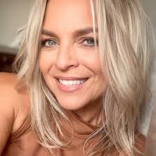 Heather Raburn's Instagram, Twitter & Facebook