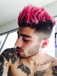 Zayn Malik Dyes His Hair Pink Before Valentine's Day