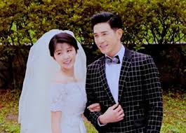 #back to 1989 #marcus chang #ivy shao #邵雨薇 #張立昂 #1989一念間 #settv #twdramas #dramas #葉真真 #陳澈 #ye zhen zhen #chen che #1989 yi nian jian #yi nian jian #twdrama #mygifs #huochevan #cp: é‚µé›¨è–‡å©šçº±ä¸Šèº«å¼ ç«‹æ˜‚æƒŠè‰³ å¾ˆä¸çœŸå®žçš„ç¾Ž 1989ä¸€å¿µé—´ å¤§çºªå…ƒ