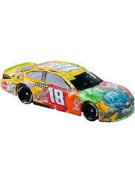 This page is for the diecast collectors to have fun and to educate their. 2019 Kyle Busch Nascar Cup Series Championship 1 64 Die Cast Pit Shop Official Gear