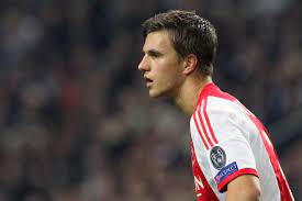 Joël ivo veltman (born 15 january 1992) is a dutch professional footballer who plays as a defender for premier league club brighton & hove albion and the netherlands national team. Arsenal Could Joel Veltman Be The Man To Replace Thomas Vermaelen Bleacher Report Latest News Videos And Highlights