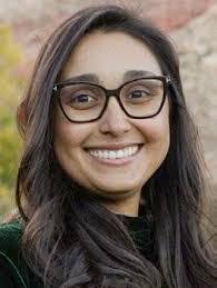 Daisy Sumaya's Instagram, Twitter & Facebook