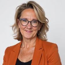 arkramos #arkramosmanufacturing #signageindustry #innovation #familylegacy  #familyownedbusiness