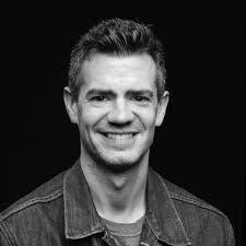 Chris Beresford's Instagram, Twitter & Facebook