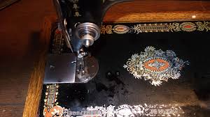 Begin to wash the machine in an inconspicuous area, using very gentle movements. Cleaning And Repairing The Shellac Clear Coat On Vintage Sewing Mcahines Quiltingboard Forums