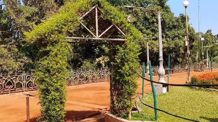 Hanging Gardens (Mumbai): How to Reach, Entry Fees, Timings!