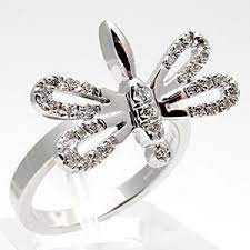 Gucci Flora Libellula Dragonfly Diamond Ring Solid 18k White Gold Someone Needs To Buy Me This Antique Cocktail Ring Dragonfly Jewelry Jewelry