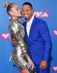 Terrence J Allegedly Smashes Sports Car In Hit And Run People Com