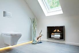 Typischerweise werden die einzelnen bereiche des badezimmers unterschiedlich stark auch unverputzter backstein eignet sich für die wandgestaltung im bad. Wandgestaltung Fur Das Badezimmer Bilder Ideen