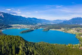 Genießen sie einen gemütlichen urlaub auf unserem gepflegten und familiären campingplatz direkt herzlich willkommen am strandcampingplatz in obertrum am see! Die 10 Schonsten Campingplatze In Osterreich Camperdays