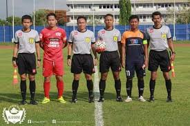 Saksikan video terkini bola sepak liga super malaysia seperti acara kemuncak perlawanan, temu bual pemain & pengurus, statistik & lebih lagi di stadium astro. Datuk Peter Anthony Berbaju Gosip Bola Malaysia Facebook