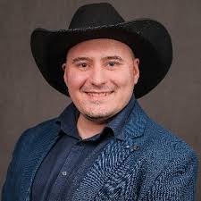 Alexander Aranda 🚀🌱 (@ThinkBusiness)