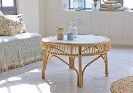 Pour accessoiriser votre espace séjour, la table basse a toute son importance et est un élément central. 20 Tables Basses Pas Cheres Pour Upgrader Votre Deco Elle Decoration