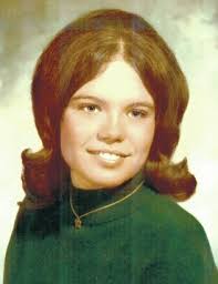 Karen Uhl's Instagram, Twitter & Facebook