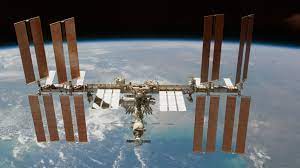 The international space station (iss) is a modular space station (habitable artificial satellite) in low earth orbit. Iss The Largest Technology Project Of All Time An Outpost Of Humanity In Space Dlr Portal