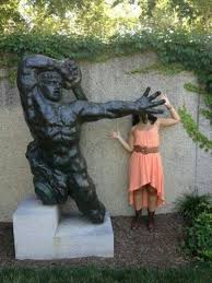 Funny Statue Pics Funny Statues Fun With Statues Funny Photography