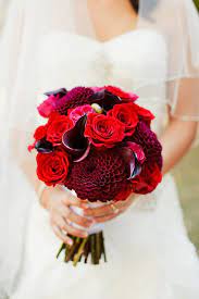 Pin By Michelle Alves Mathias Maia On Flowery Red Wedding Flowers Red Bouquet Flower Bouquet Wedding