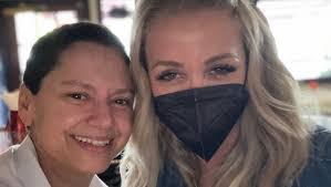 Julie Carnes's Instagram, Twitter & Facebook