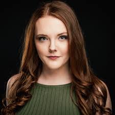 Lynn Chrisman's Instagram, Twitter & Facebook