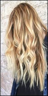Honey Blonde And Caramel Toned Balayage Highlights Tangled Meine Frisuren Honigblonde Haare Lange Haare Honigblonde Haarfarbe