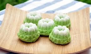 Inilah petunjuk lengkap resep cara membuat kue putu / putri ayu hijau pandan. Resepi Putri Ayu Tanpa Santan Lebih Tahan Lama Dan Lembut Aneka Resepi Mudah Dan Sedap