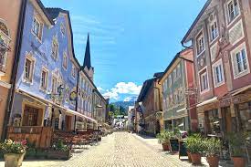 Lugar de nacimiento del célebre novelista michael ende, autor de momo y la historia interminable, entre otros. 7 Highlights In Garmisch Partenkirchen Abseits Der Ausgetretenen Pfade