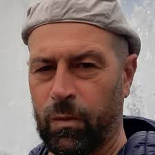 La liberazione dello stabile permetterà al ministero degli Interni di non  risarcire l'attuale proprietà dei 3 milioni di euro stabiliti come  indennizzo dal Tribunale di Milano lo scorso ottobre