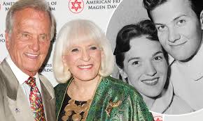 Journey to the center of the earth. Legendary Singer Pat Boone Mourns The Loss Of Wife Shirley Who Just Passed Away At Age 84 Daily Mail Online