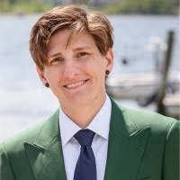 30+ "Sandra Dana" profiles