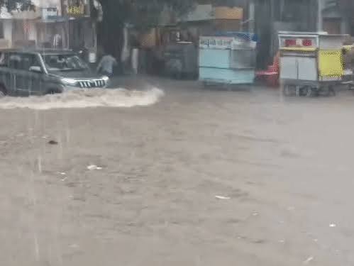 Kerala Floods & Gujarat Rescue Operations | Heavy Rain Weather Alert